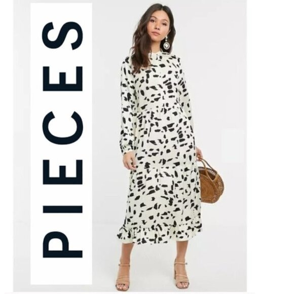 PIECES Abstract Maxi Cream Dress Medium​​​​​​ - Picture 1 of 16